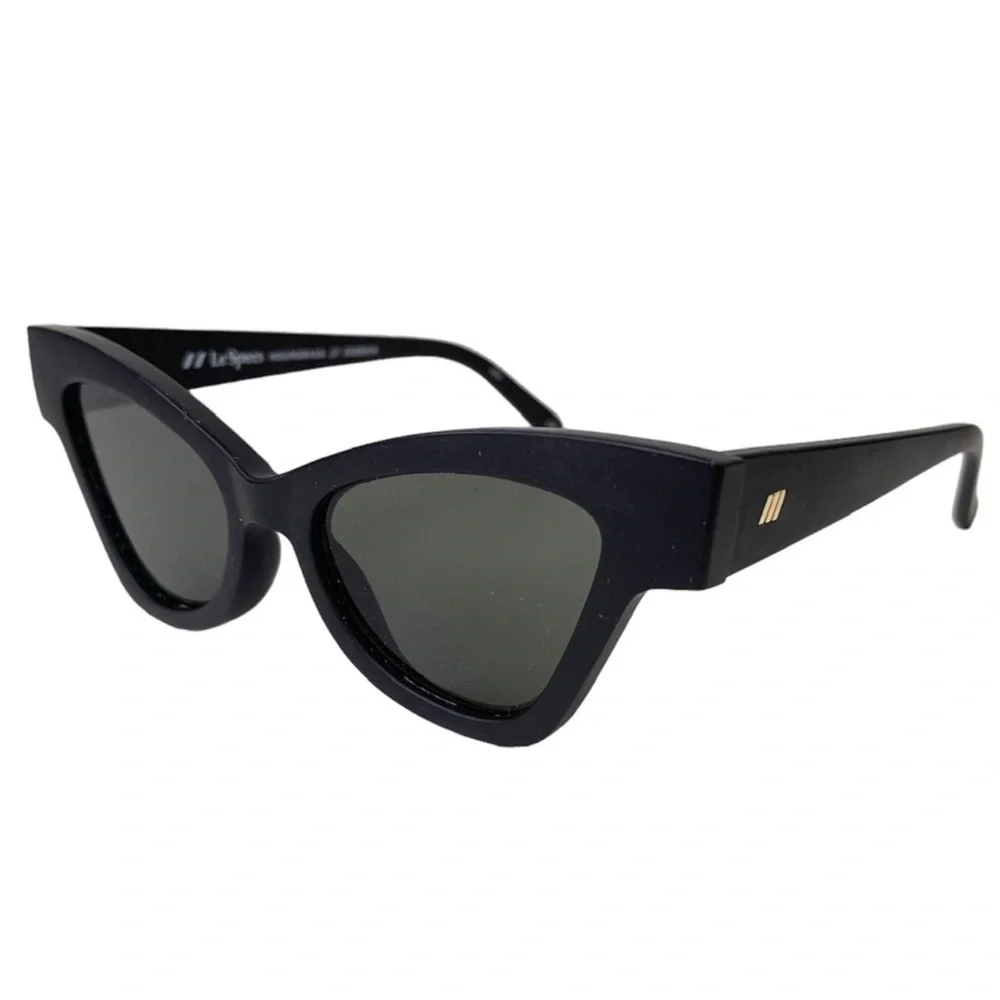 LE SPECS Hourgrass NEW Black Matte Cat Eye Sunglasses